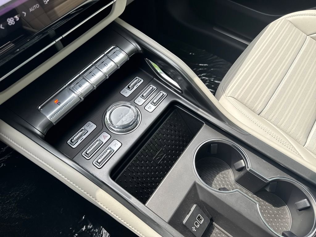 New 2026 Lincoln Nautilus Reserve AWD/4WD image 11