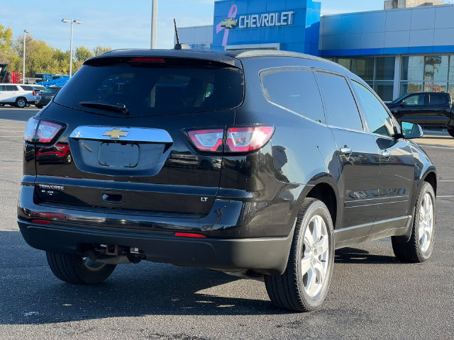 Used 2017 Chevrolet Traverse LT w/ Style and Technology Package FWD image 42