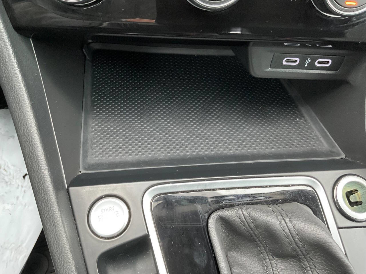 Used 2020 Volkswagen Jetta SE w/ SE Cold Weather Package image 21