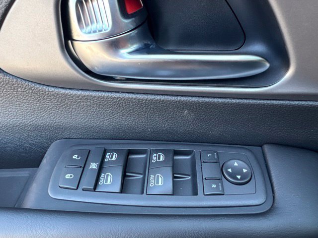 New 2027 Chrysler Pacifica LX FWD image 9
