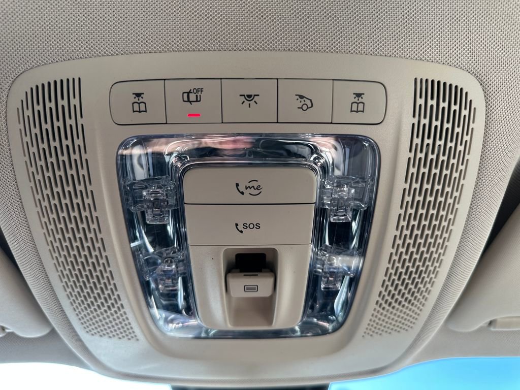 Certified 2023 Mercedes-Benz GLB 250 image 25