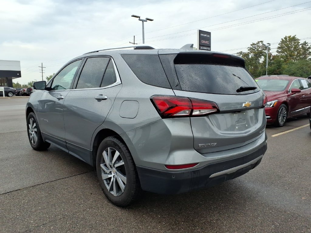 Used 2024 Chevrolet Equinox Premier AWD/4WD image 7
