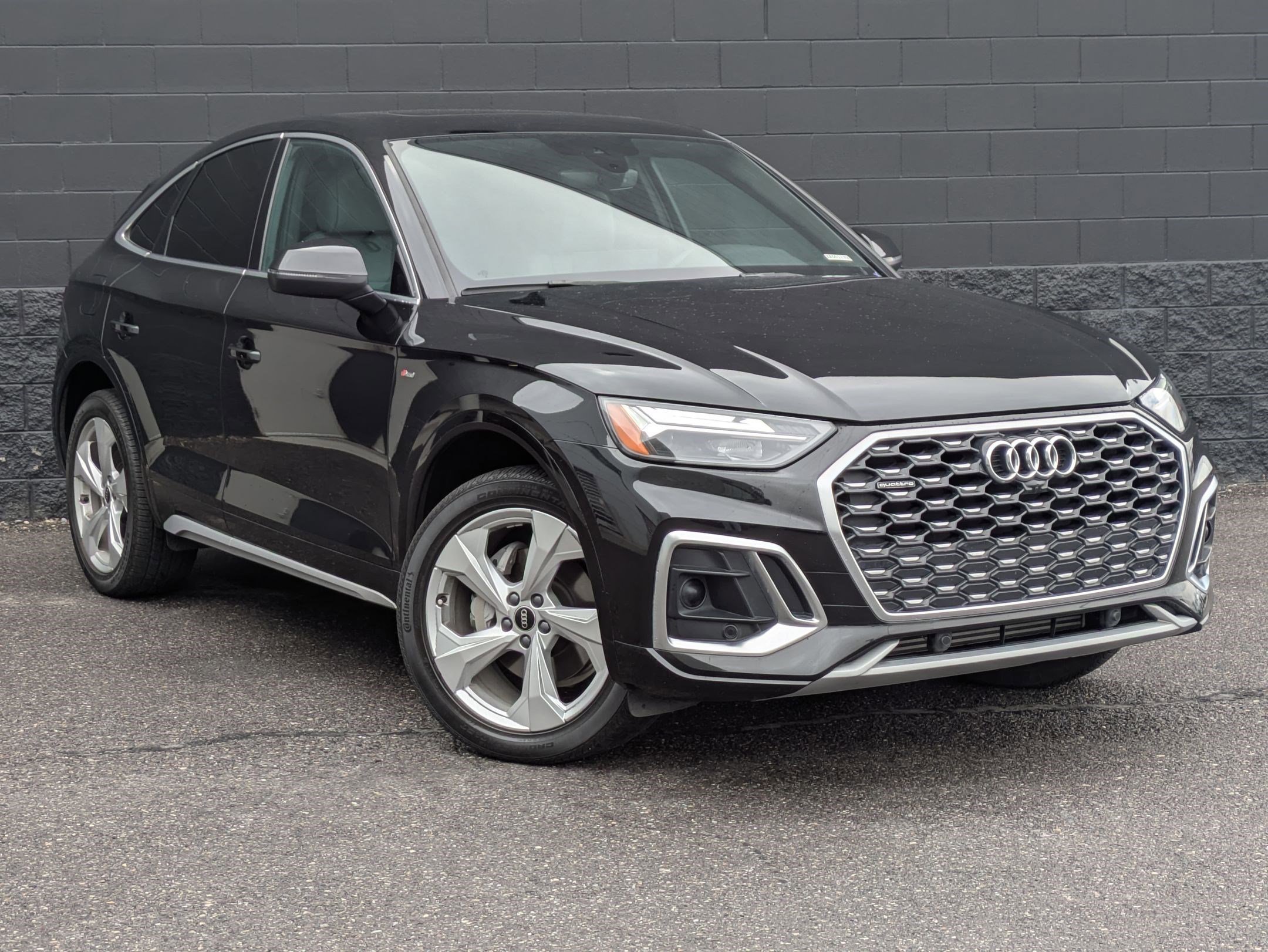 Certified 2025 Audi Q5 2.0T Premium Plus w/ Premium Plus Package image 3