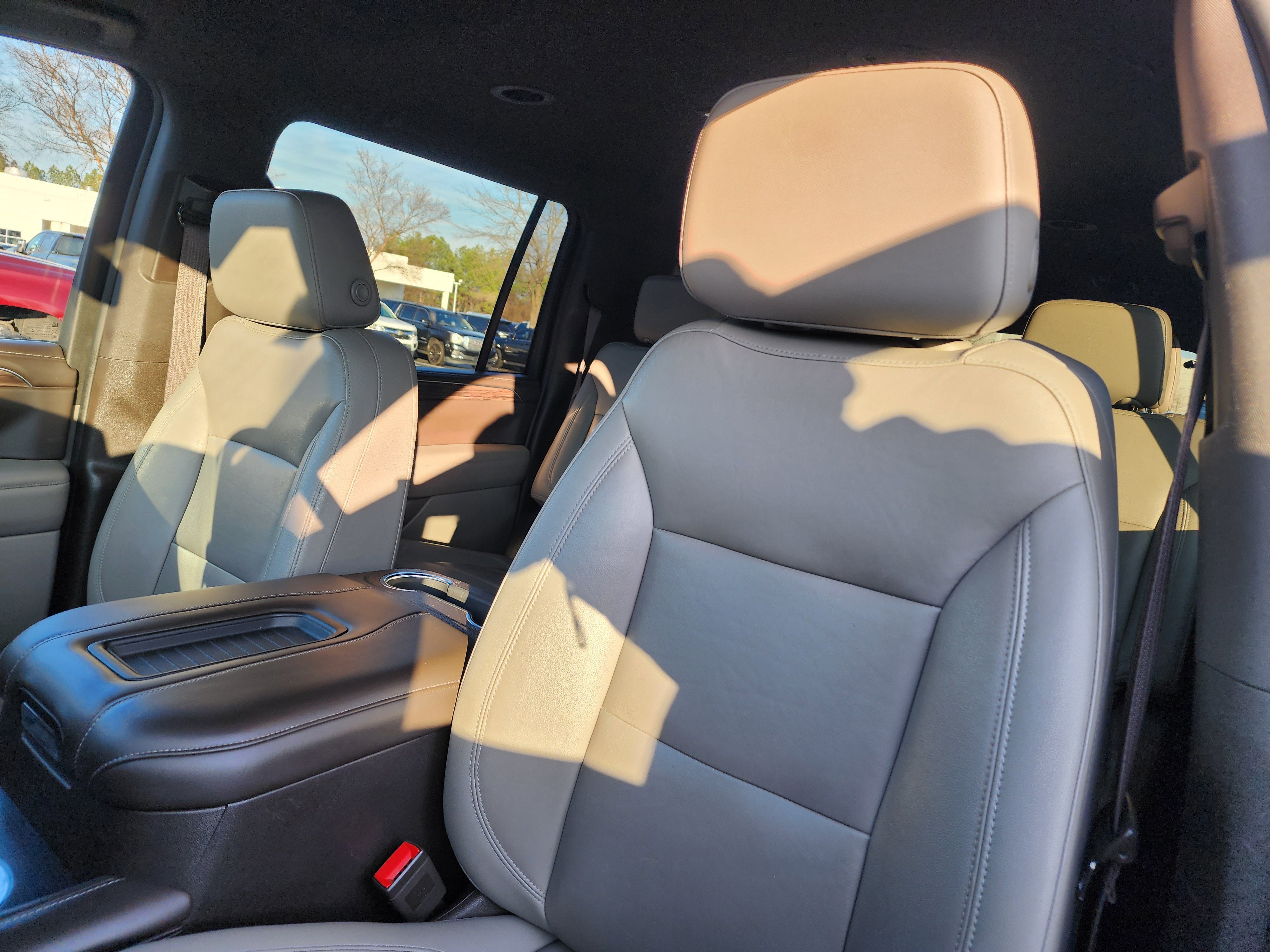 Used 2021 Chevrolet Suburban Z71 w/ Z71 Off-Road Package image 22