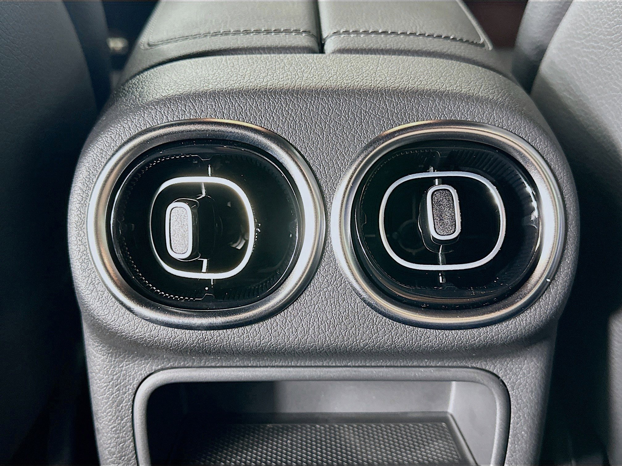 Certified 2026 Mercedes-Benz GLC 300 4MATIC image 33