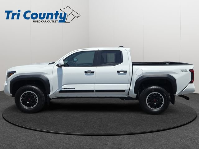 Certified 2026 Toyota Tacoma TRD Off-Road AWD/4WD image 5