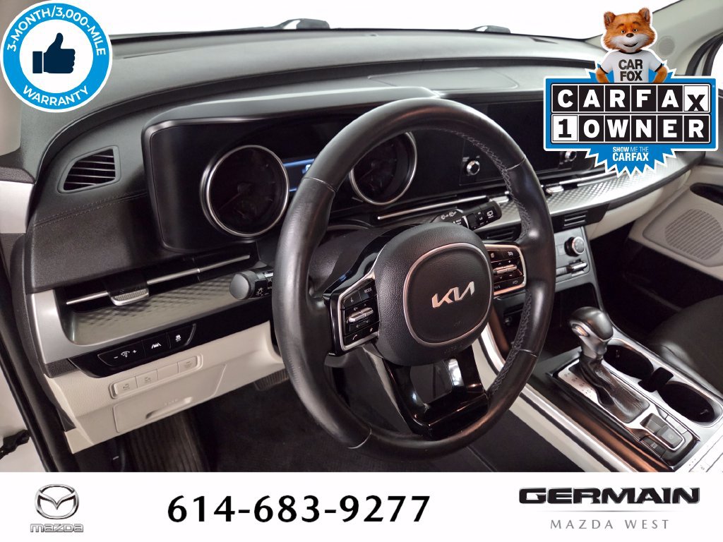 Used 2022 Kia Carnival LX FWD image 19