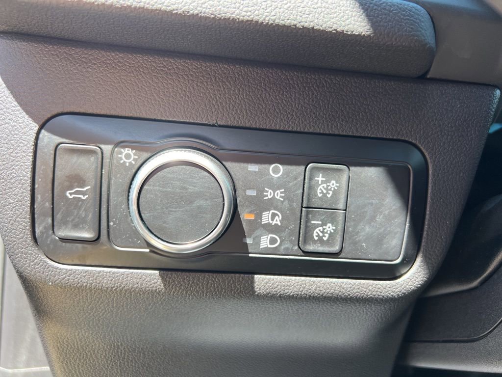 Used 2025 Ford Escape ST-Line w/ Tech Pack #1 image 25