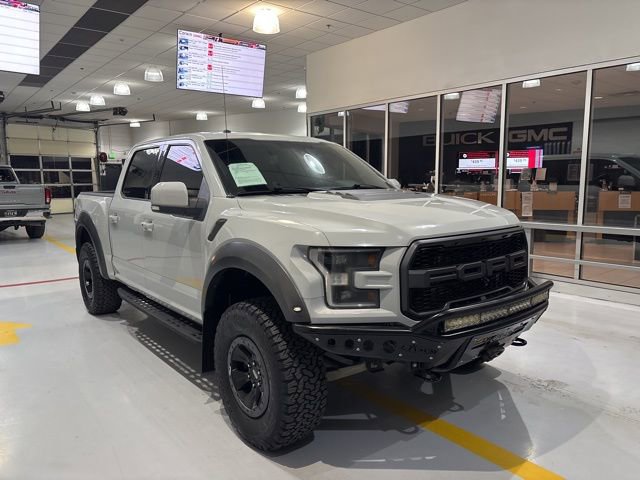 Used 2017 Ford F150 Raptor w/ Equipment Group 802A Luxury image 10