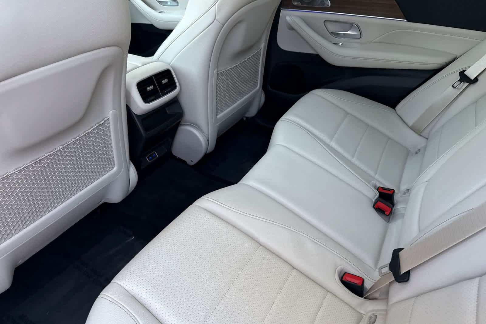 New 2026 Mercedes-Benz GLE 450 4MATIC image 11