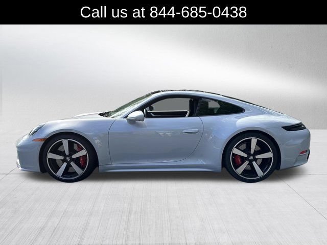 Used 2025 Porsche 911 Carrera S RWD image 4