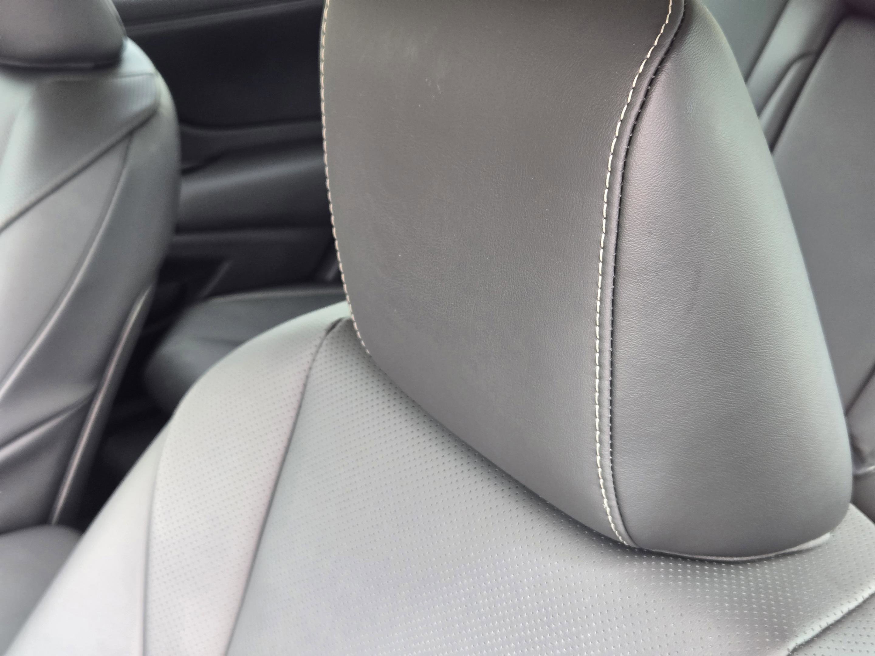 Used 2025 Lexus ES 300h w/ Premium Package FWD image 24