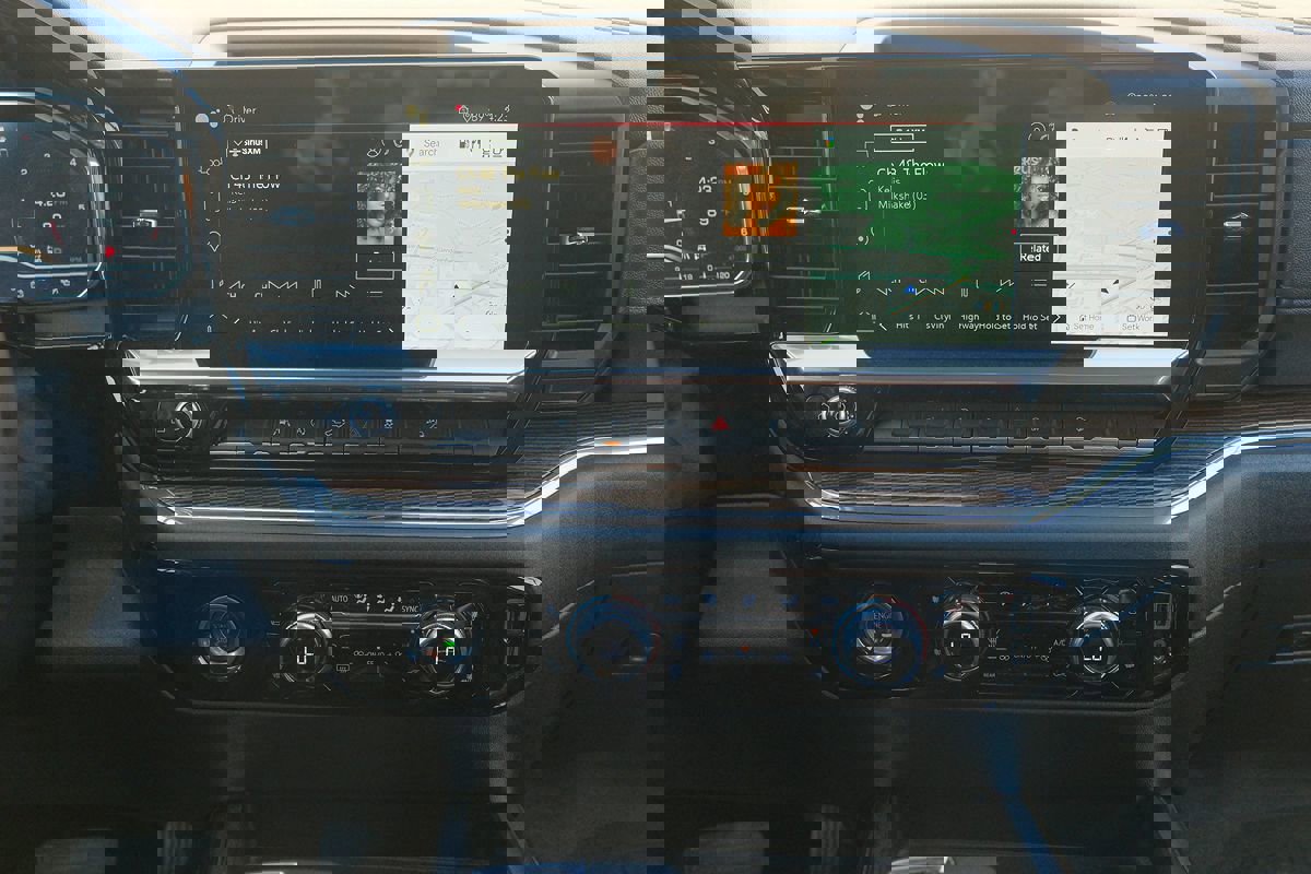 Used 2023 GMC Sierra 1500 Elevation image 19