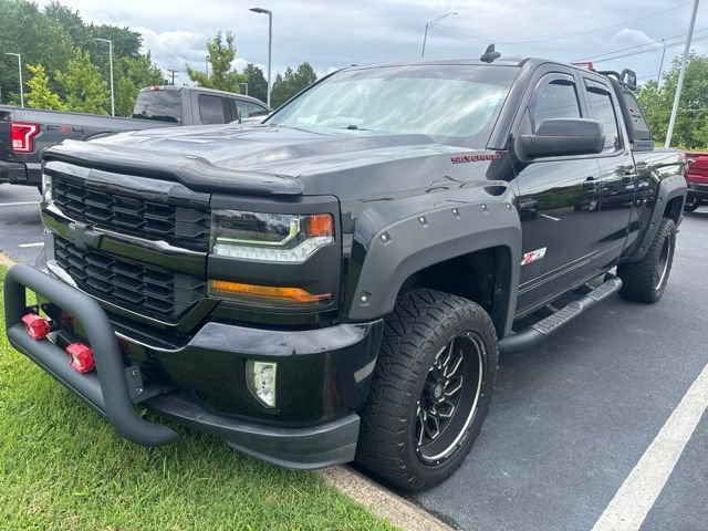 Used 2016 Chevrolet Silverado 1500 LT w/ Midnight Edition AWD/4WD image 3