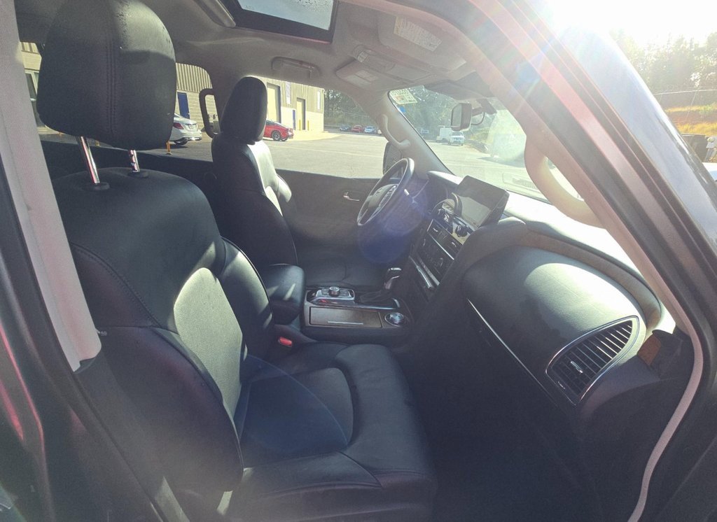 Used 2024 Nissan Armada SL w/ Captain's Chairs Package image 10