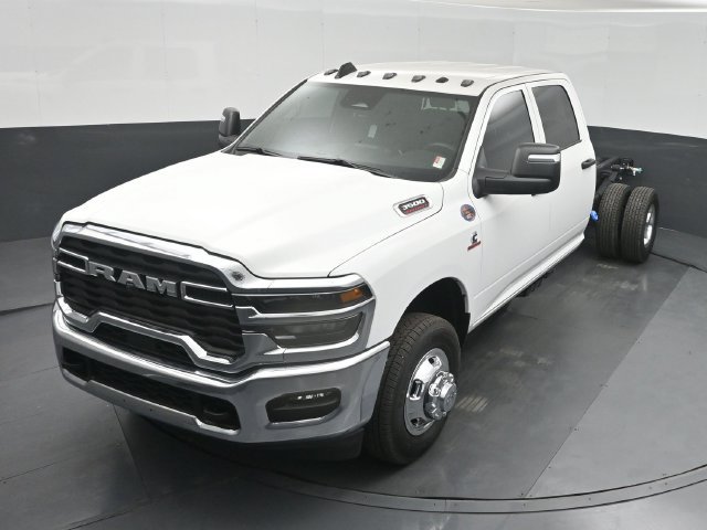 New 2026 RAM 3500 Tradesman w/ Chrome Appearance Group A AWD/4WD image 45