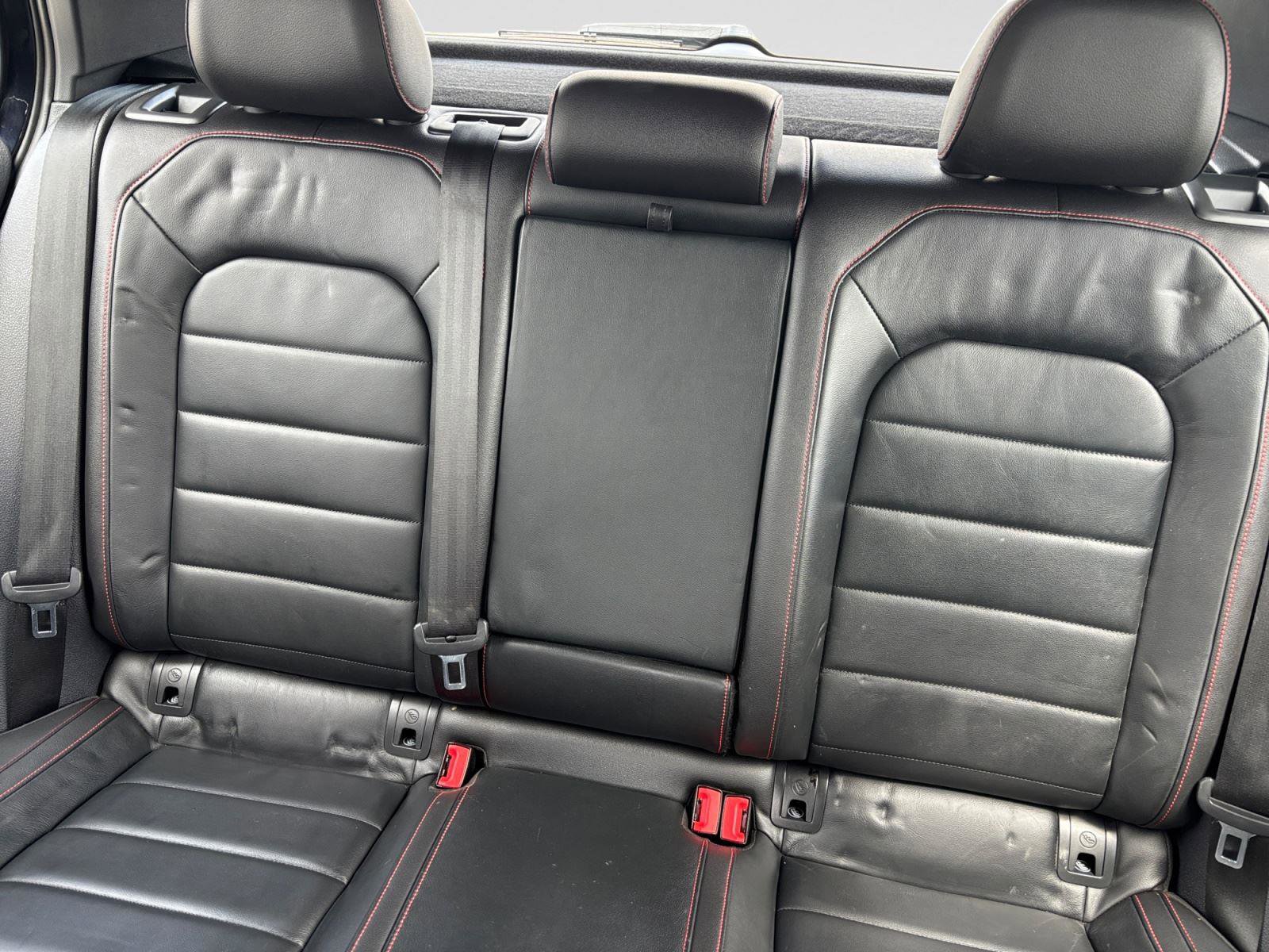 Used 2016 Volkswagen GTI SE FWD image 13