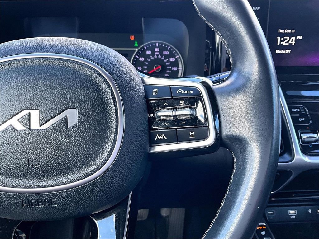 Used 2023 Kia Sorento EX image 15