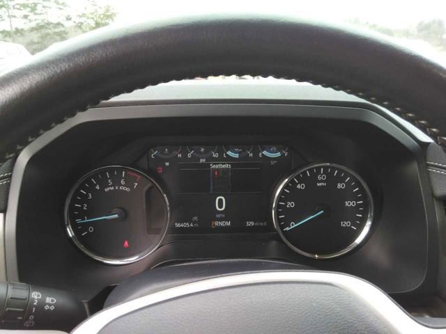 Used 2024 Ford Expedition XLT image 2