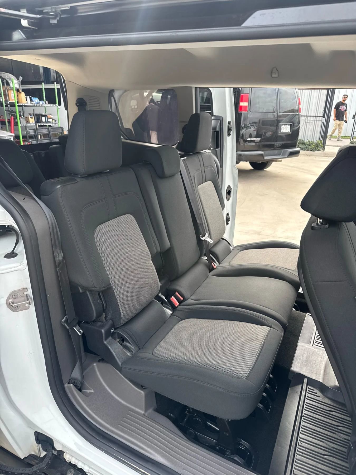 Used 2020 Ford Transit Connect XL image 32