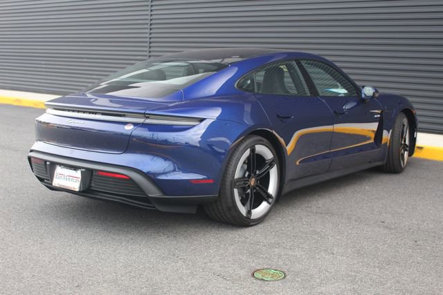 New 2026 Porsche Taycan image 8