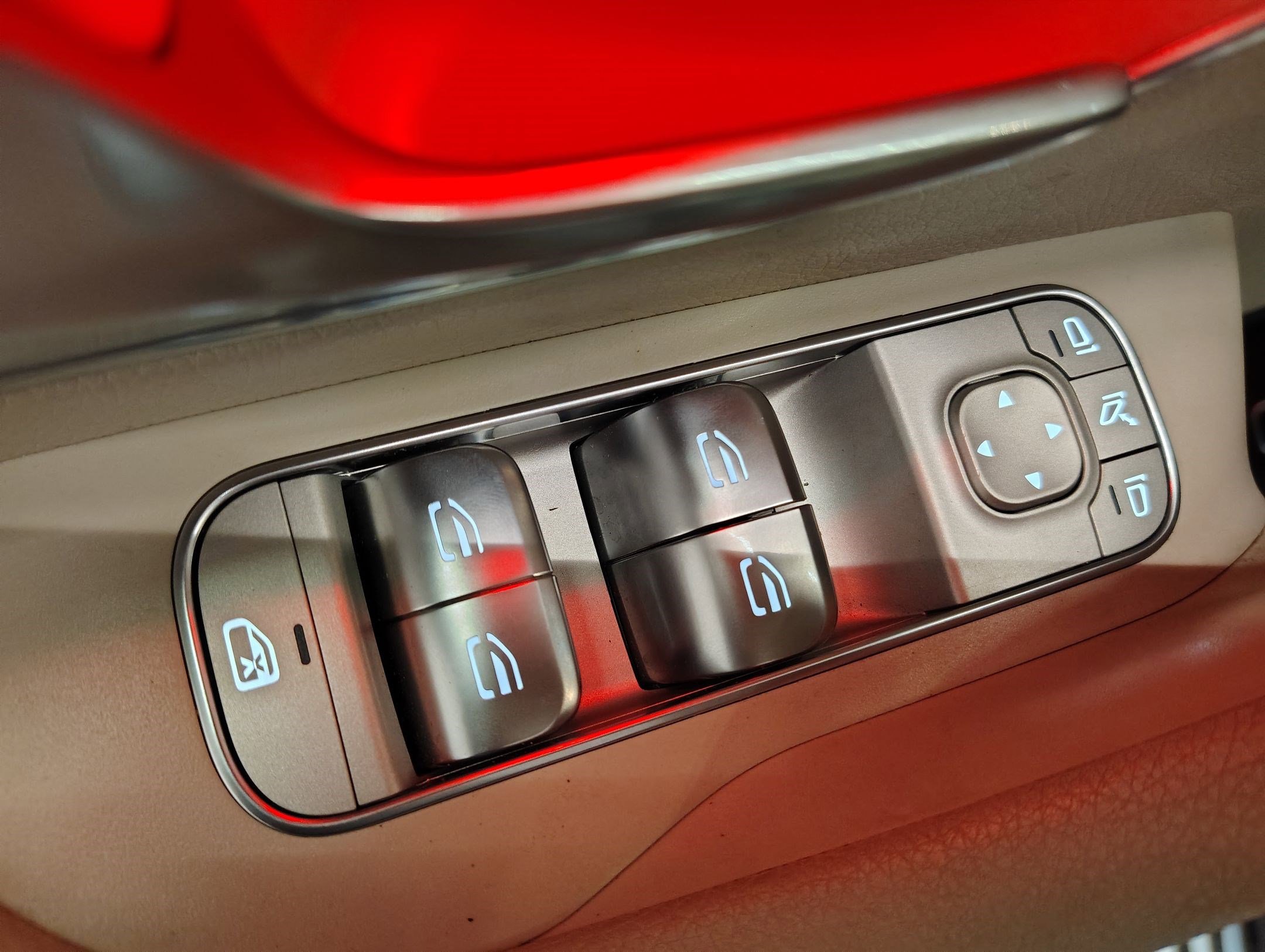 Used 2024 Mercedes-Benz GLE 450 4MATIC image 13