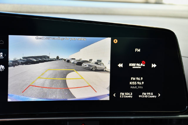 Used 2024 Hyundai Elantra SEL FWD image 4