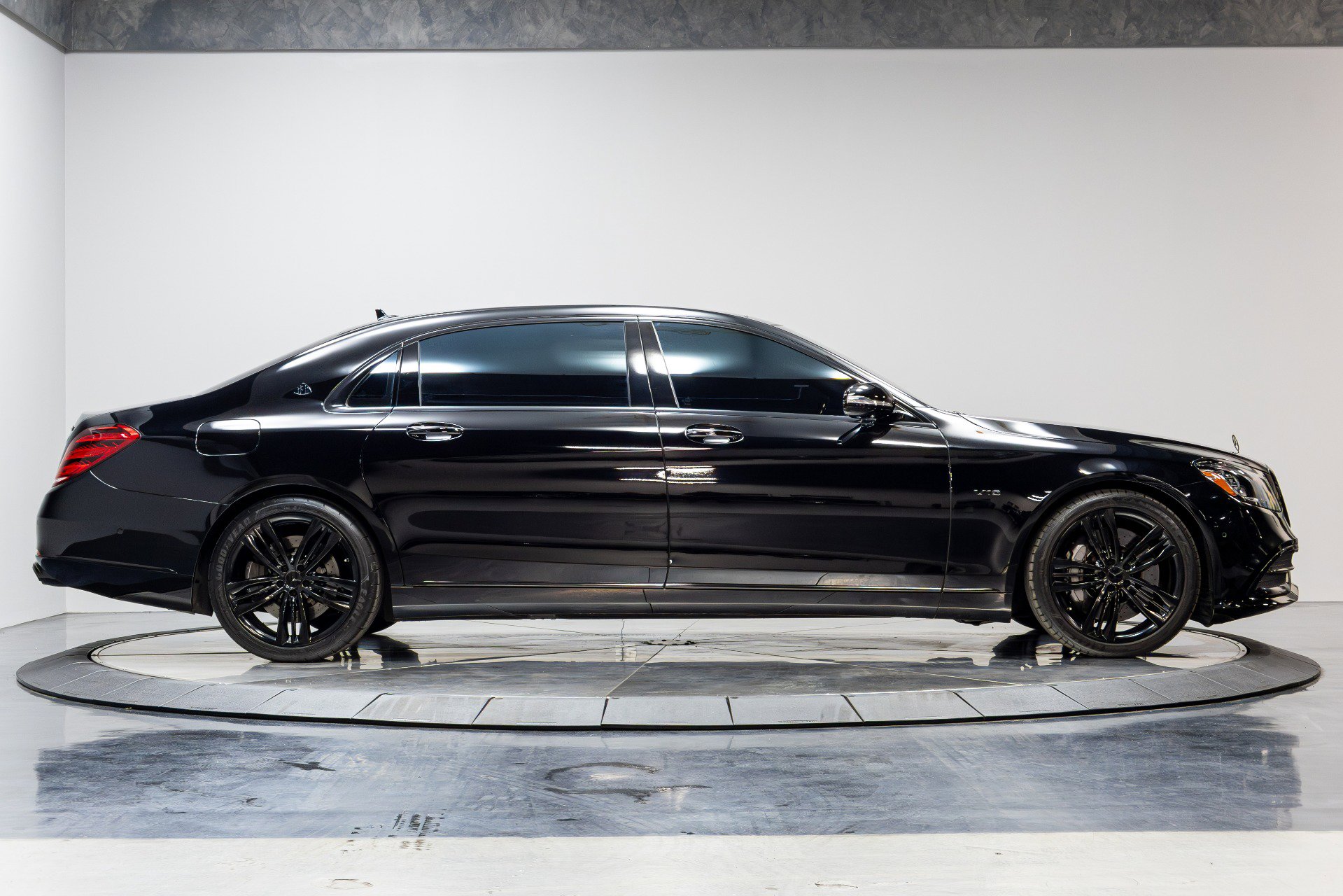 Used 2020 Mercedes-Benz Maybach S 650 image 17
