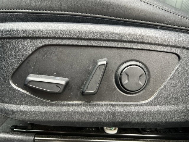 Certified 2023 Kia Sorento S image 12