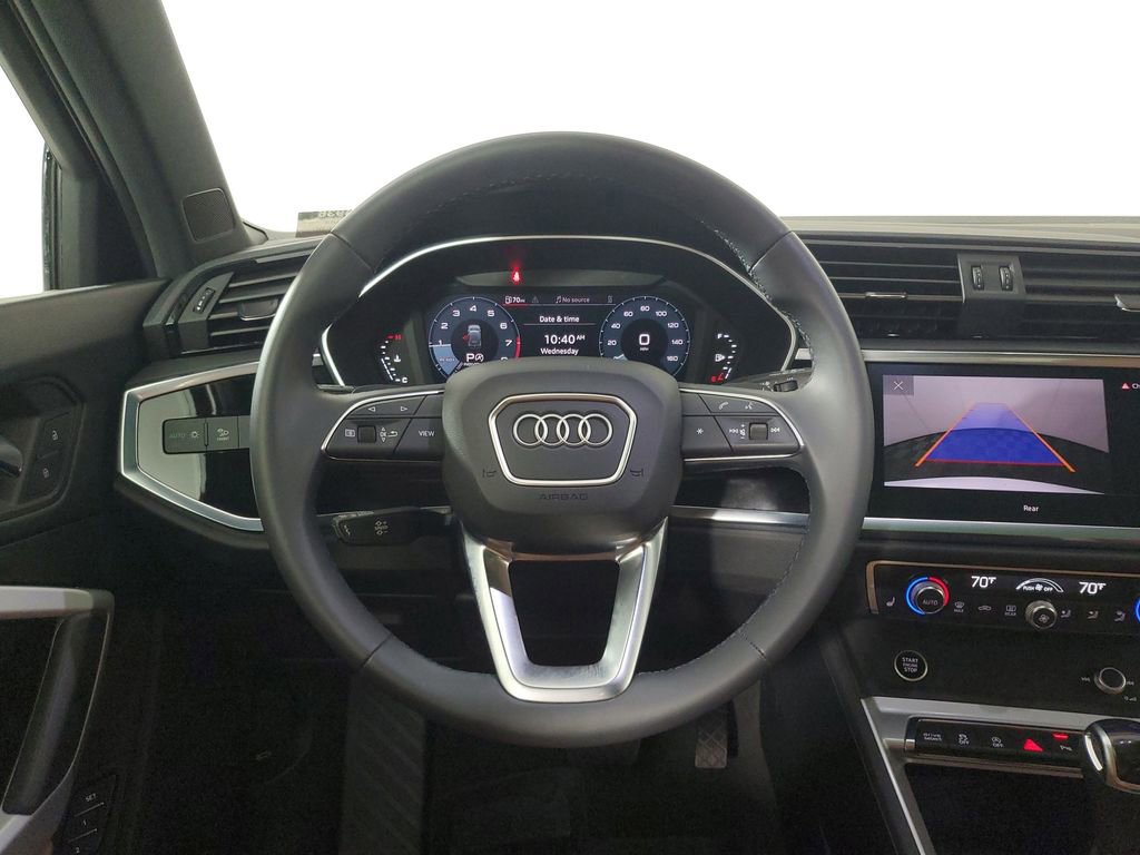 Used 2023 Audi Q3 2.0T Premium w/ Convenience Package AWD/4WD image 16