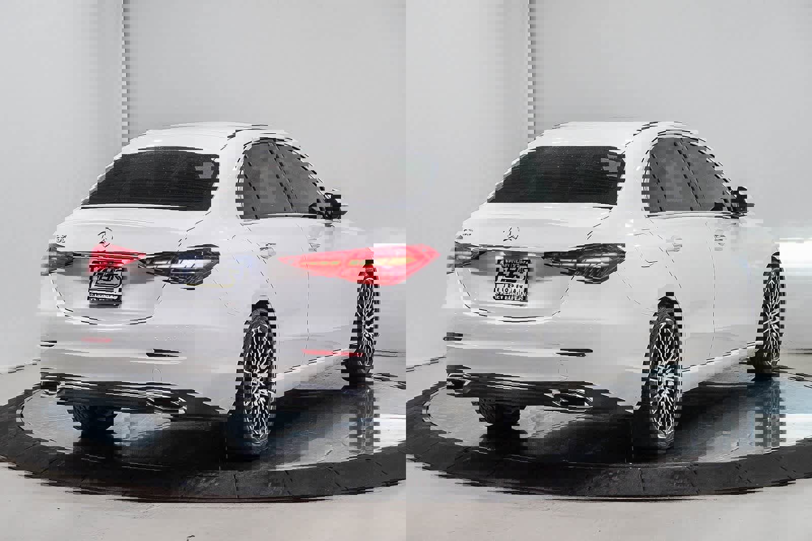 Certified 2022 Mercedes-Benz C 300 Sedan image 4