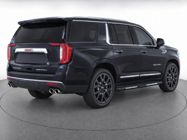 Used 2023 GMC Yukon XL Denali w/ Max Trailering Package AWD/4WD image 4