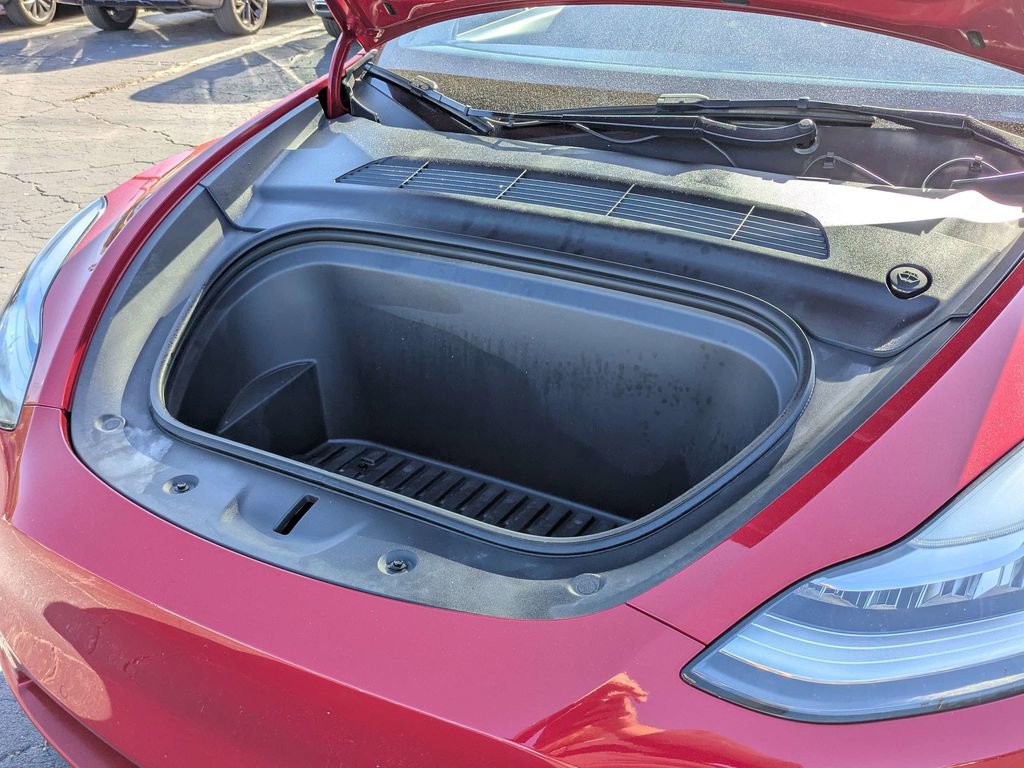 Used 2022 Tesla Model Y Long Range AWD/4WD image 15