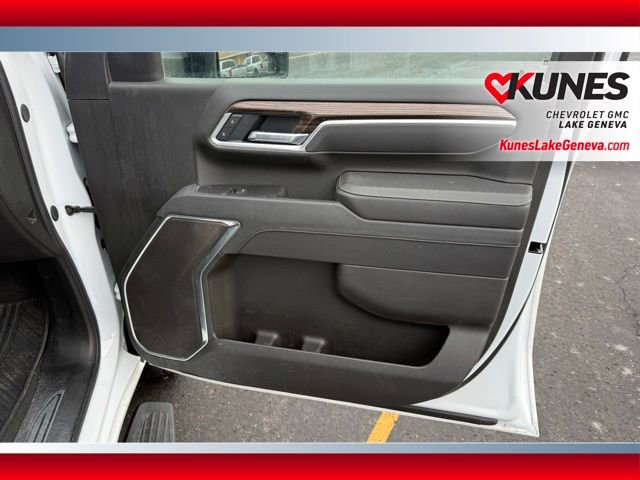 Used 2025 Chevrolet Silverado 2500 LT w/ Convenience Package image 21