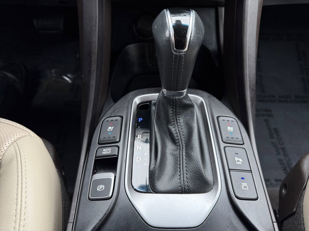 Used 2017 Hyundai Santa Fe Sport w/ 2.0T Ultimate Tech Package 05 image 18