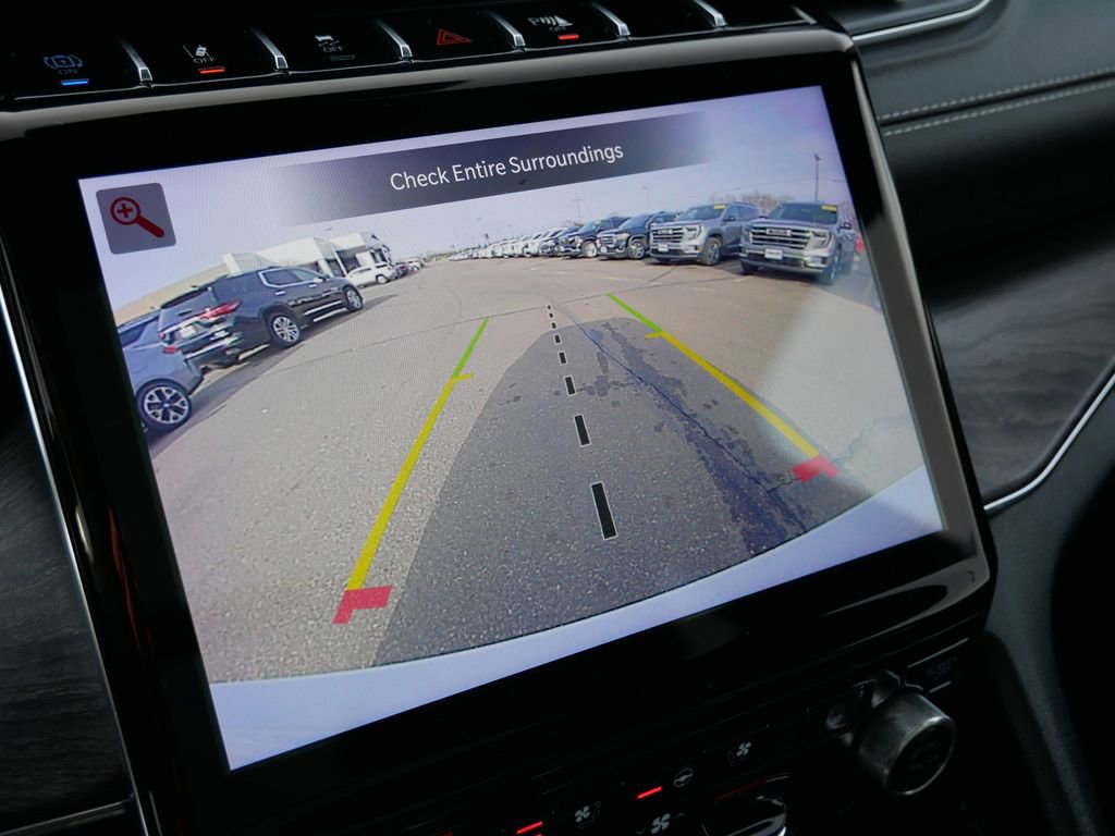 Used 2023 Jeep Grand Cherokee Overland image 27