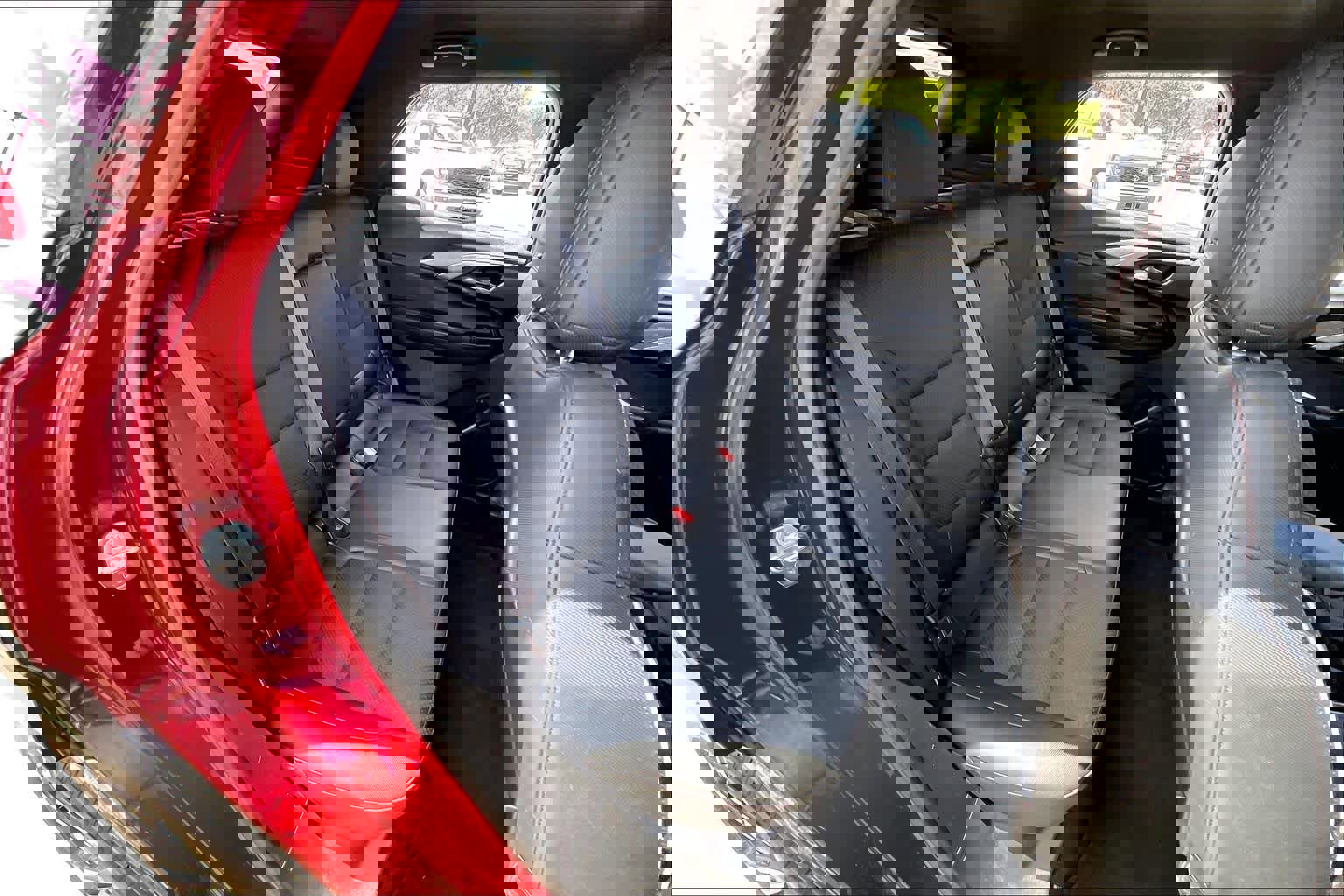 Used 2021 Chevrolet TrailBlazer RS w/ Technology Package FWD image 19