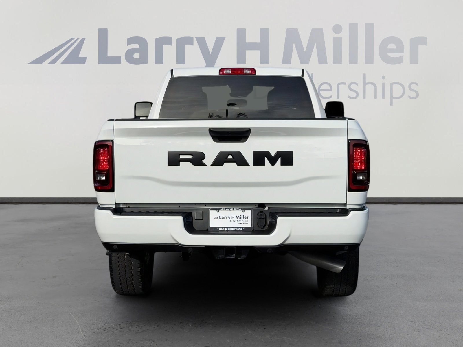 Used 2025 RAM 3500 Big Horn AWD/4WD image 5