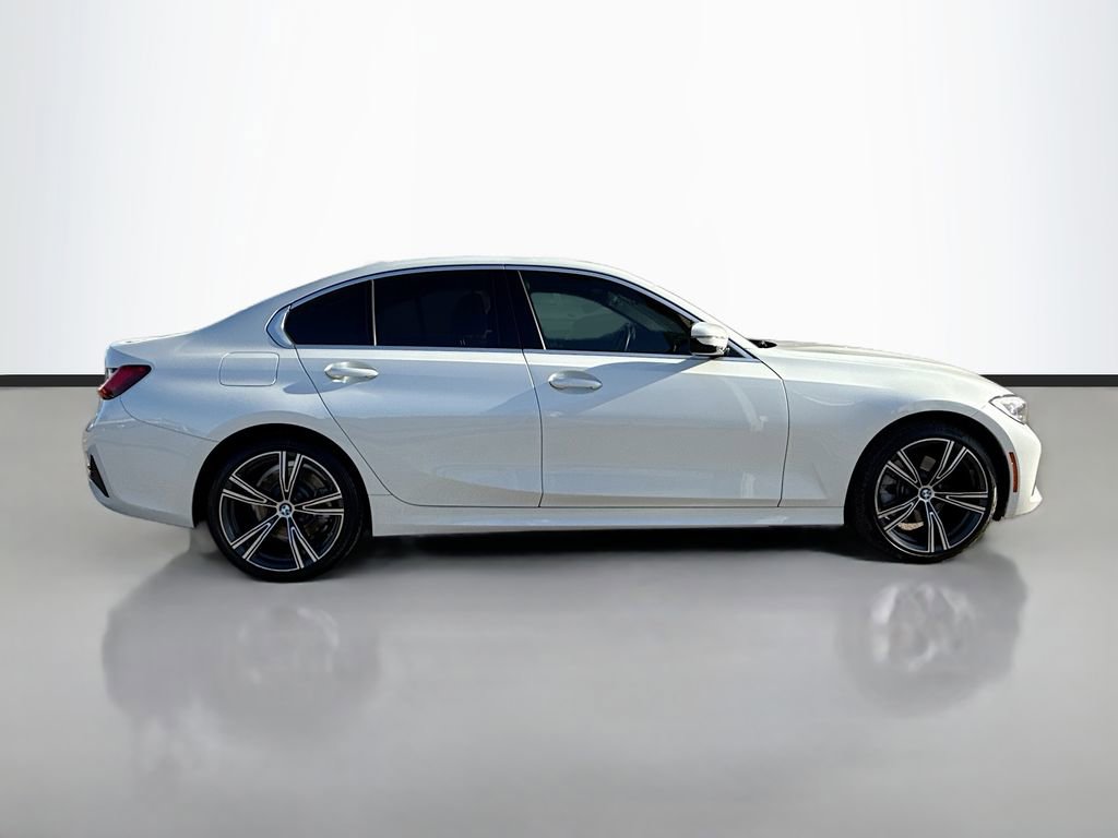 Used 2021 BMW 330i Sedan w/ Executive Package image 2