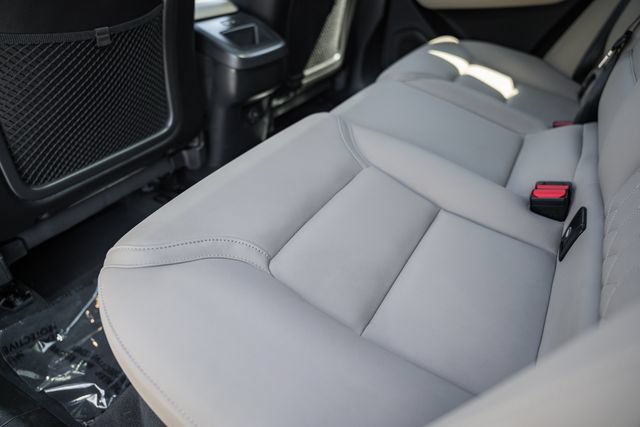 Certified 2026 Volvo XC60 B5 Plus AWD/4WD image 33