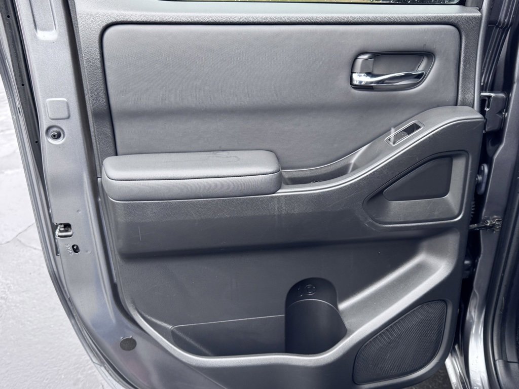 Used 2022 Nissan Frontier SV w/ Technology Package image 27