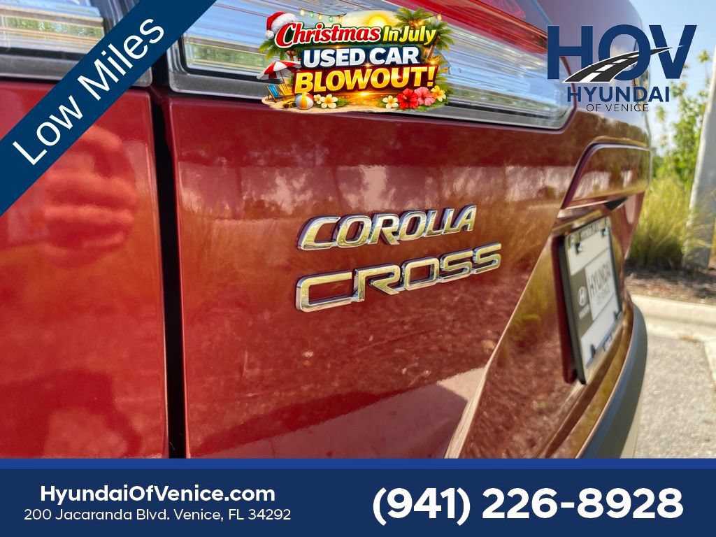 Used 2024 Toyota Corolla Cross LE w/ Moonroof Package FWD image 42