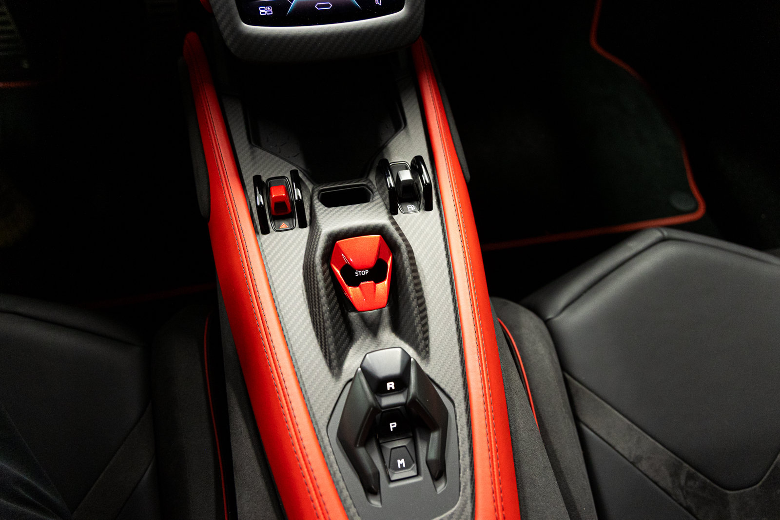 Used 2024 Lamborghini Revuelto AWD/4WD image 46