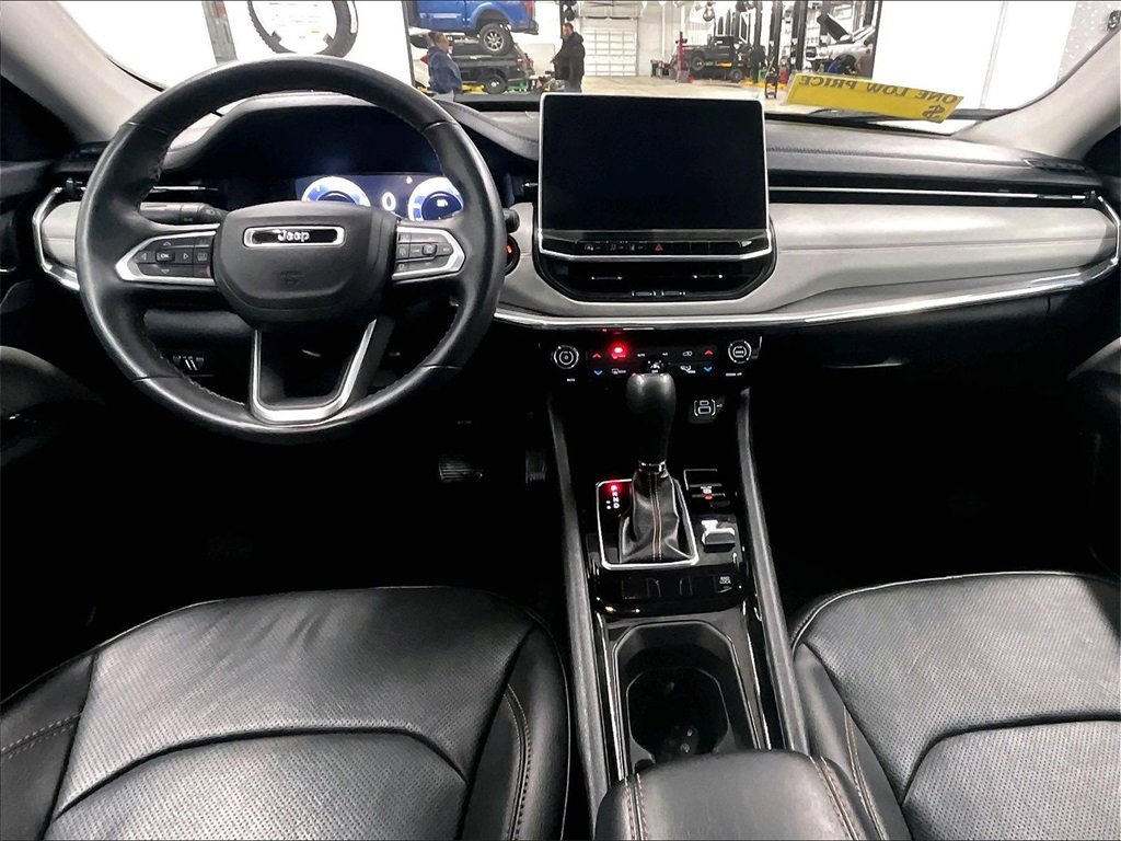 Used 2022 Jeep Compass Limited w/ Elite Group image 21