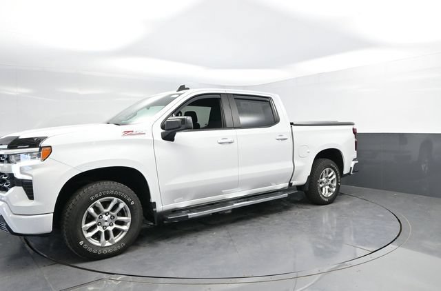 Used 2024 Chevrolet Silverado 1500 RST AWD/4WD image 7