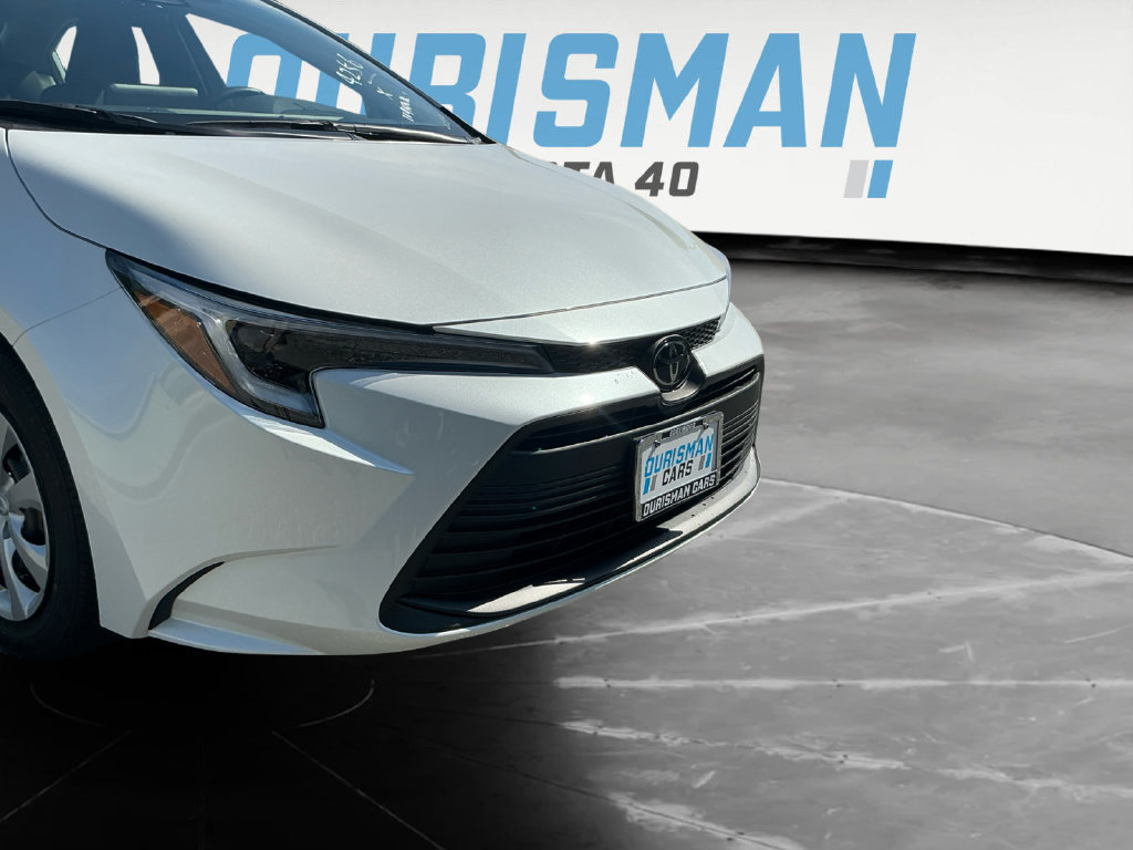 New 2026 Toyota Corolla LE FWD image 19