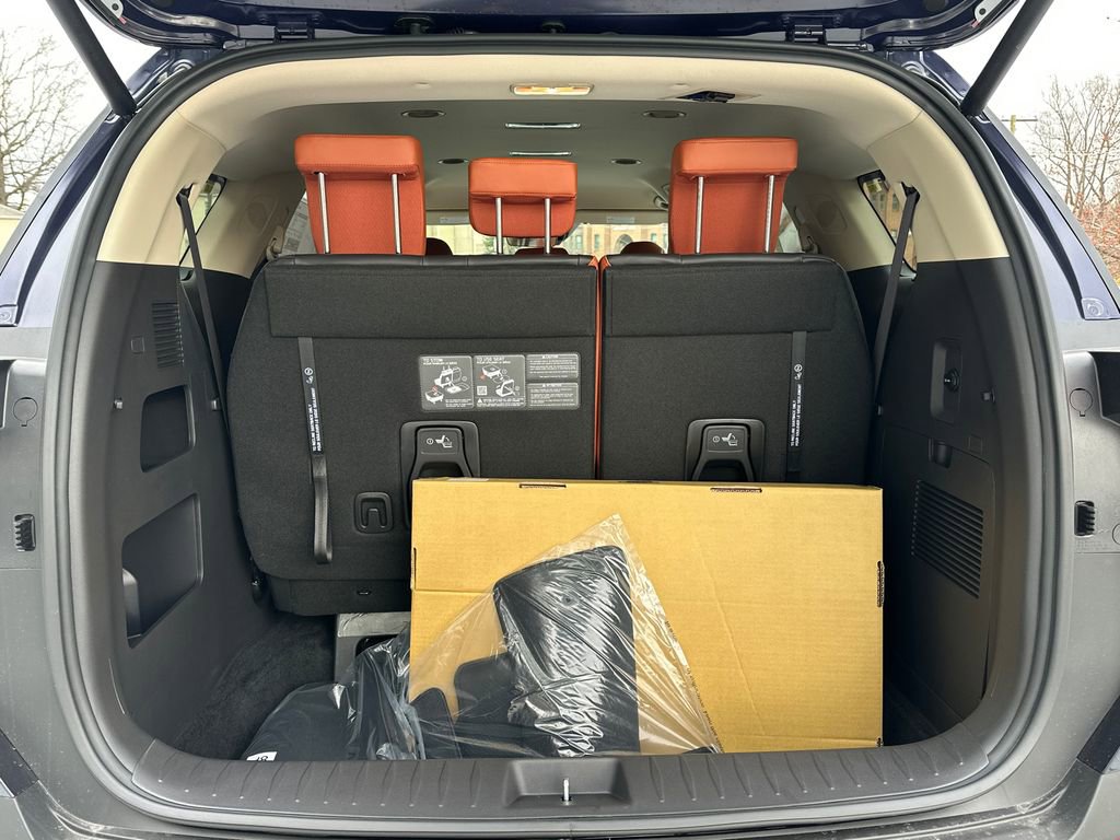 New 2026 Kia Carnival EX image 6