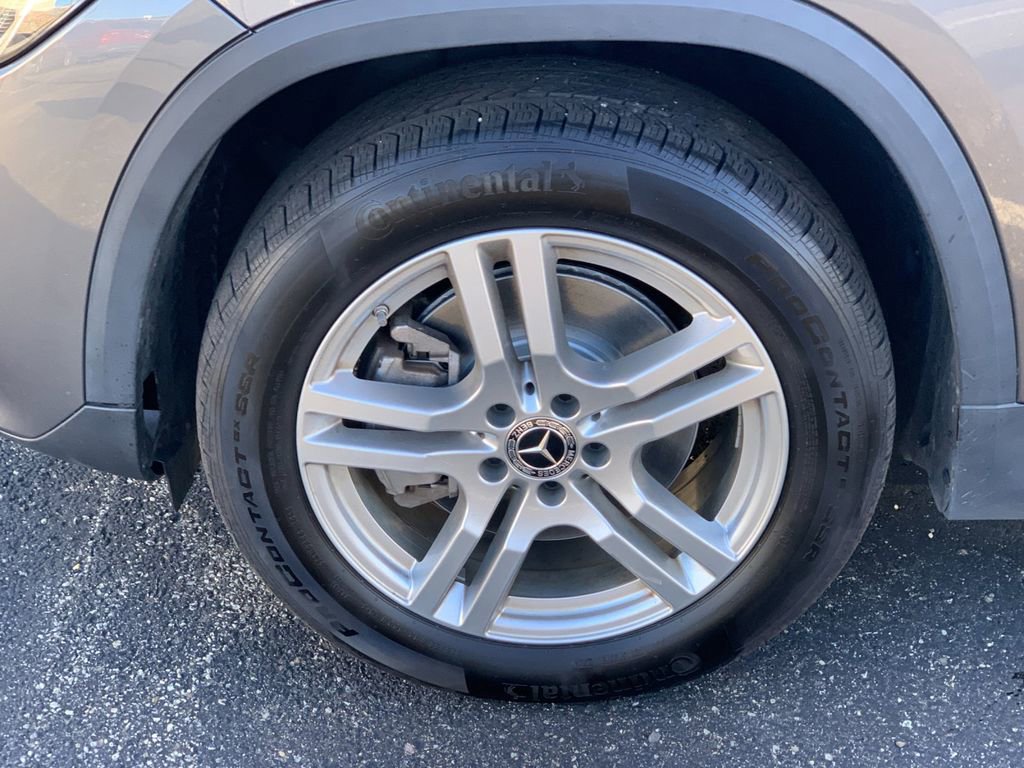 Used 2023 Mercedes-Benz GLA 250 4MATIC image 31
