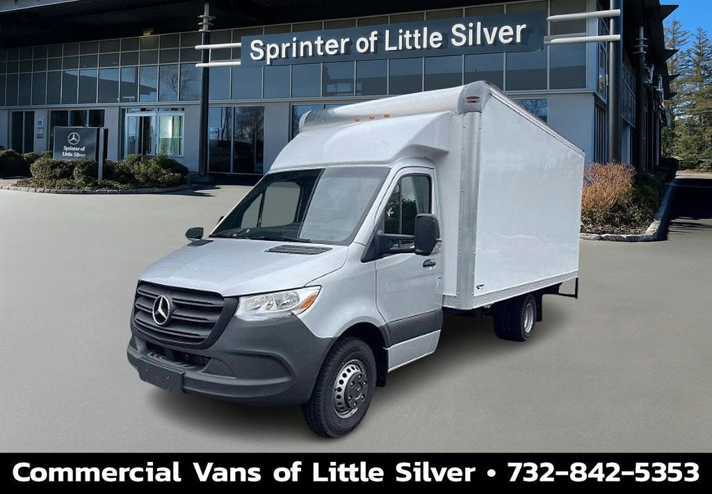 Used 2024 Mercedes-Benz Sprinter 4500 image 1