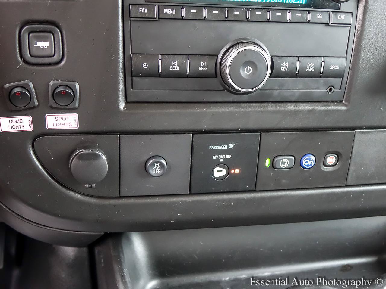 Used 2023 GMC Savana 3500 w/ Power Convenience Package RWD image 14